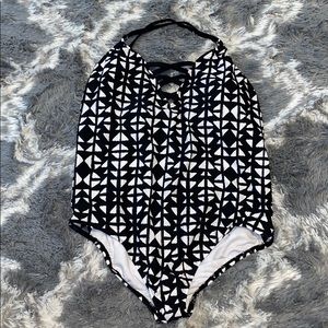 Black & White One piece